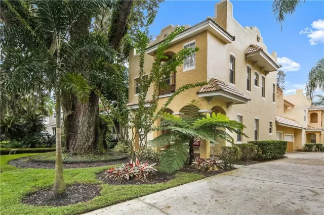 MLS: O5904197 Condo For Sale