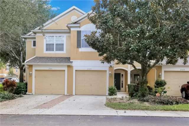 MLS: O5904887 Condo For Sale