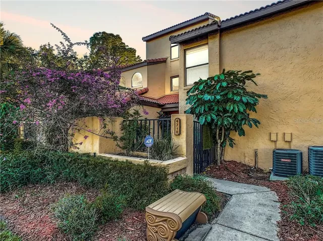 MLS: O5904905 Condo For Sale
