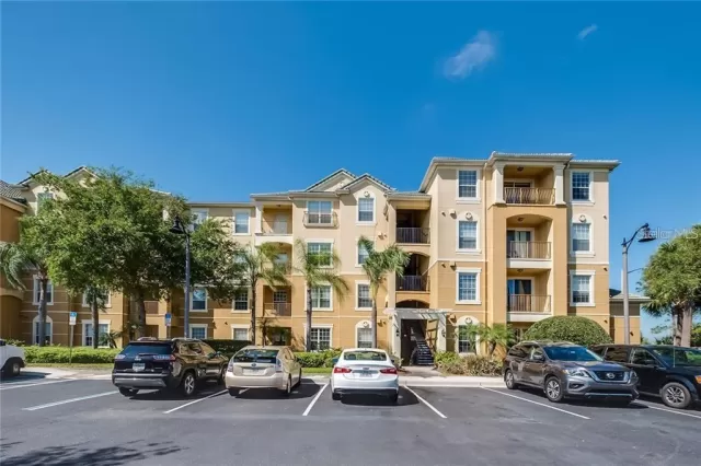 MLS: O5905399 Condo For Sale