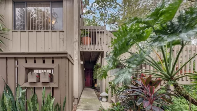 MLS: O5905819 Condo For Sale