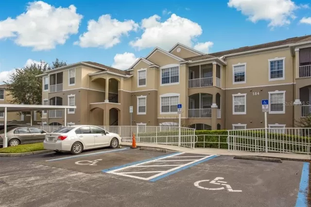 MLS: O5906678 Condo For Sale