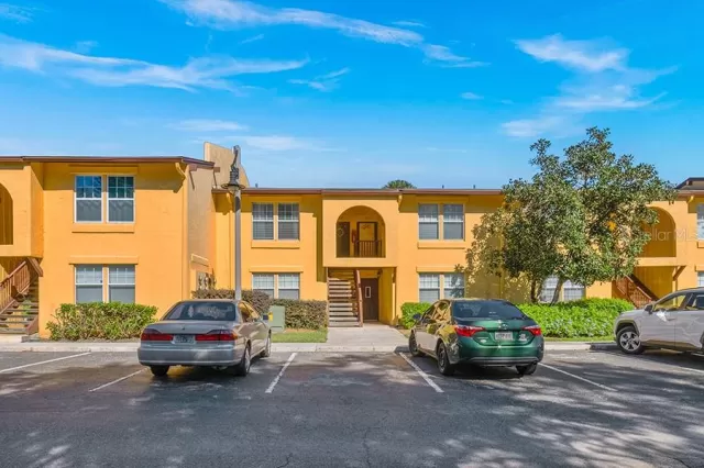 MLS: O5906994 Condo For Sale