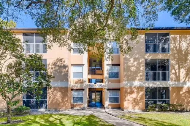 MLS: O5908826 Condo For Sale