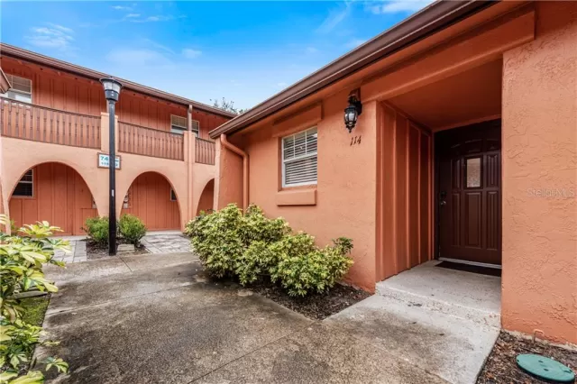 MLS: O5909949 Condo For Sale