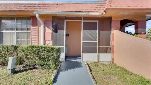 MLS: O5910027 Condo For Sale