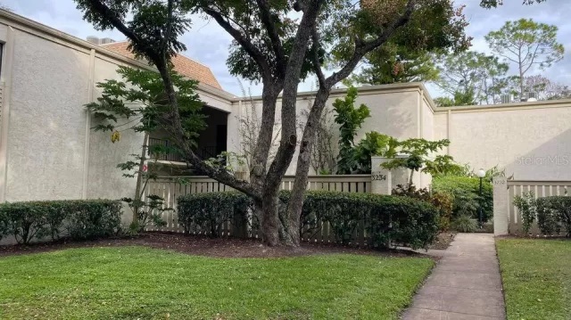 MLS: O5910054 Condo For Sale