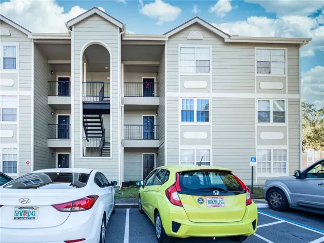 MLS: O5910785 Condo For Sale