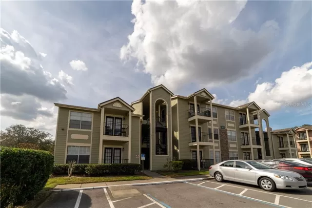 MLS: O5912316 Condo For Sale