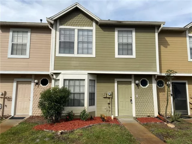 MLS: O5913392 Condo For Sale