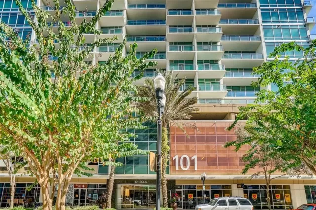 MLS: O5915419 Condo For Sale