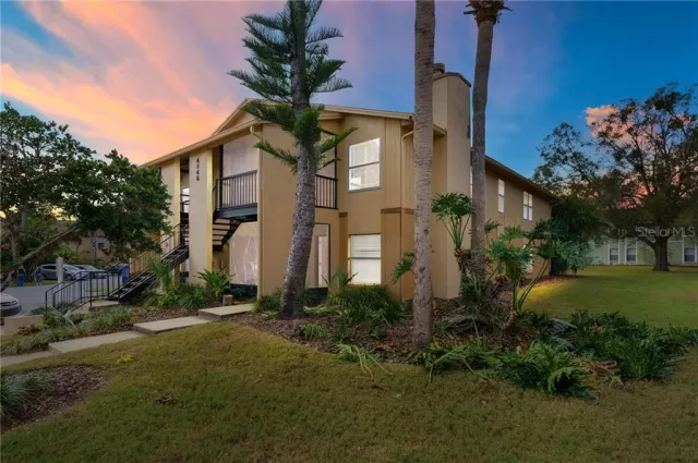 MLS: O5915833 Condo For Sale