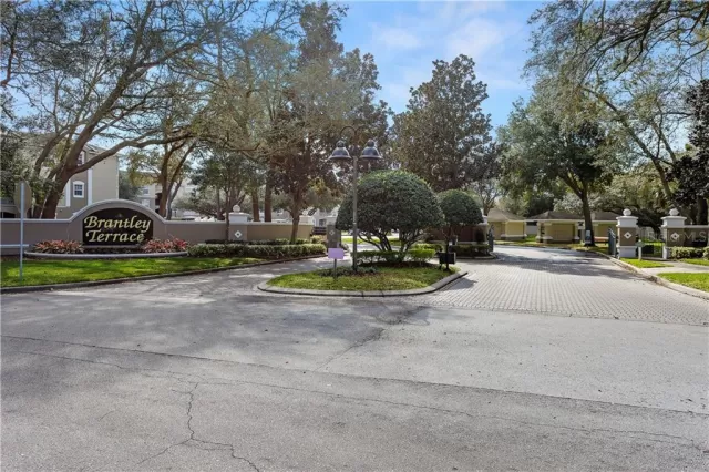 MLS: O5916394 Condo For Sale