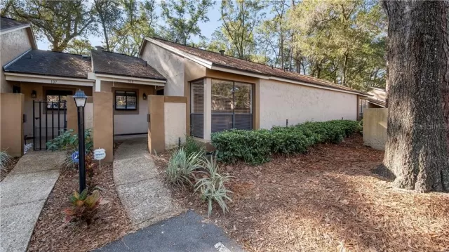 MLS: O5916652 Condo For Sale