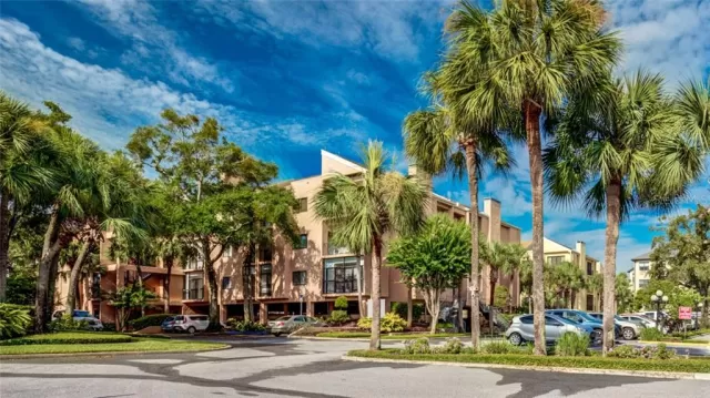 MLS: O5917312 Condo For Sale