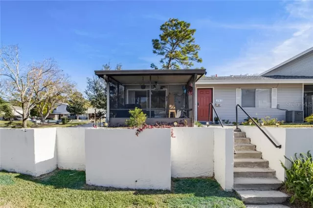 MLS: O5917351 Condo For Sale