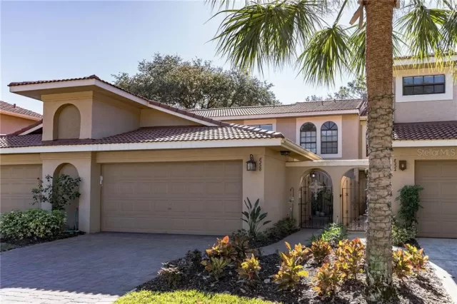 MLS: O5918069 Condo For Sale