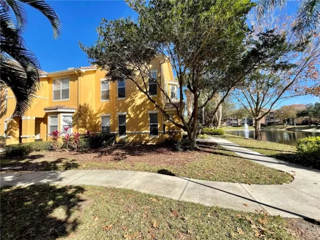 MLS: O5918227 Condo For Sale