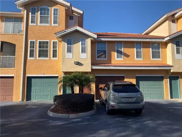 MLS: O5918363 Condo For Sale