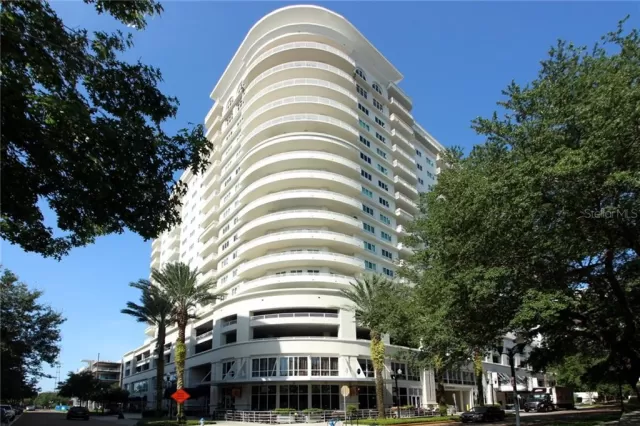 MLS: O5918692 Condo For Sale