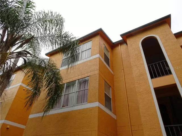 MLS: O5919031 Condo For Sale