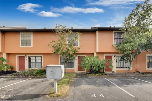 MLS: O5919550 Condo For Sale