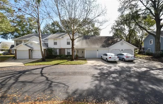 MLS: O5921075 Condo For Sale