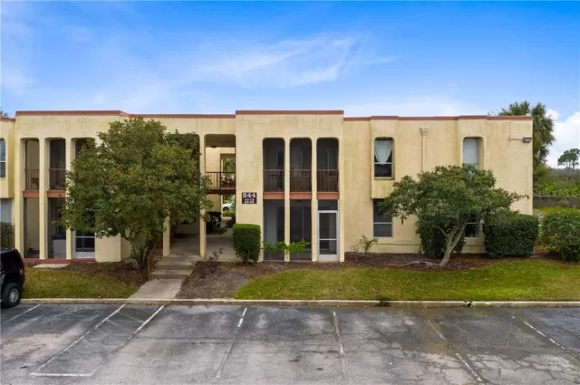 MLS: O5922325 Condo For Sale