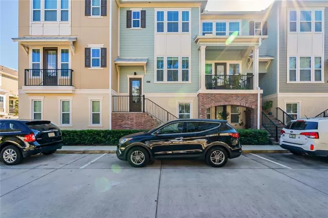 MLS: O5922326 Condo For Sale