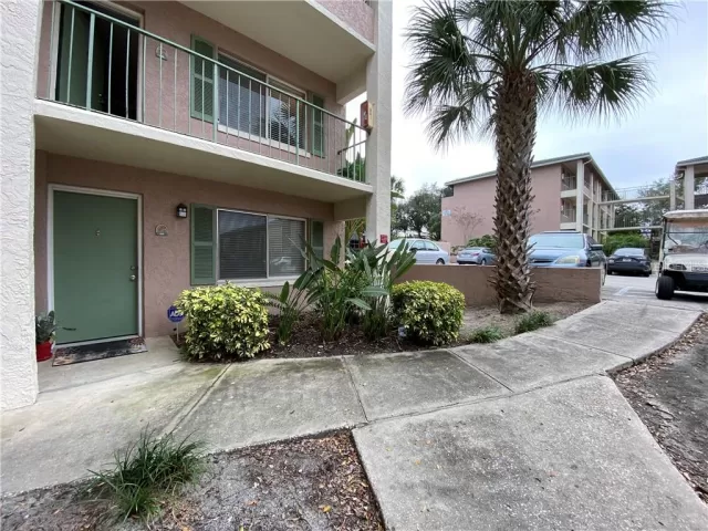 MLS: O5922903 Condo For Sale