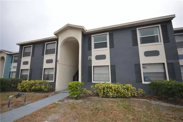 MLS: O5923182 Condo For Sale