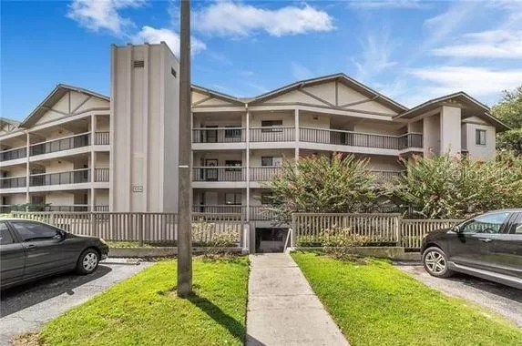 MLS: O5923257 Condo For Sale