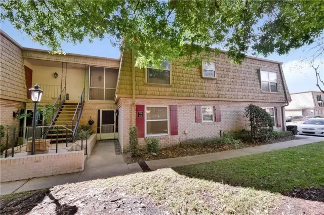 MLS: O5923424 Condo For Sale