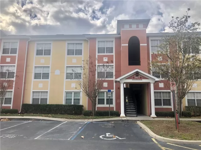 MLS: O5924703 Condo For Sale