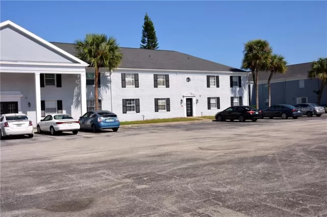 MLS: O5924808 Condo For Sale