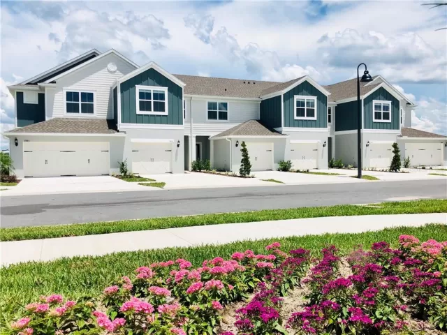 MLS: O5925216 Condo For Sale