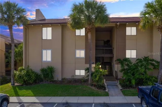 MLS: O5925758 Condo For Sale