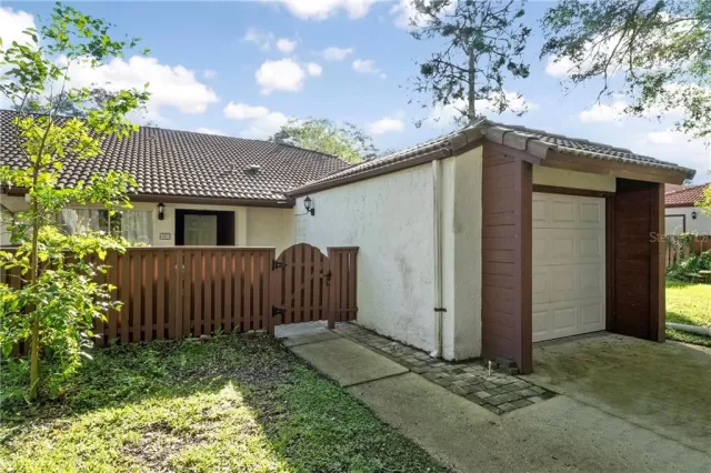 MLS: O5925806 Condo For Sale