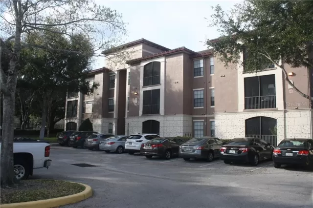 MLS: O5925914 Condo For Sale