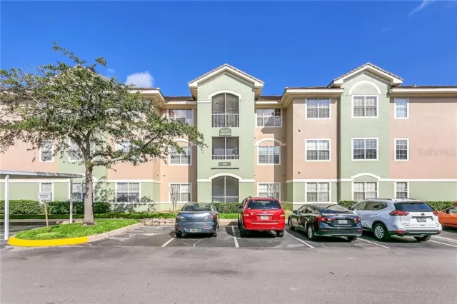 MLS: O5926086 Condo For Sale