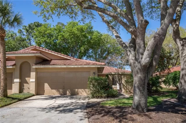 MLS: O5927982 Condo For Sale