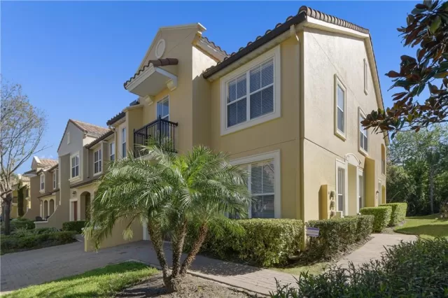 MLS: O5928086 Condo For Sale