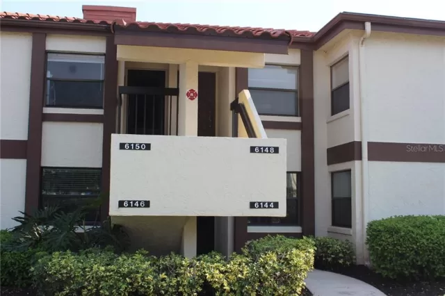MLS: O5928179 Condo For Sale