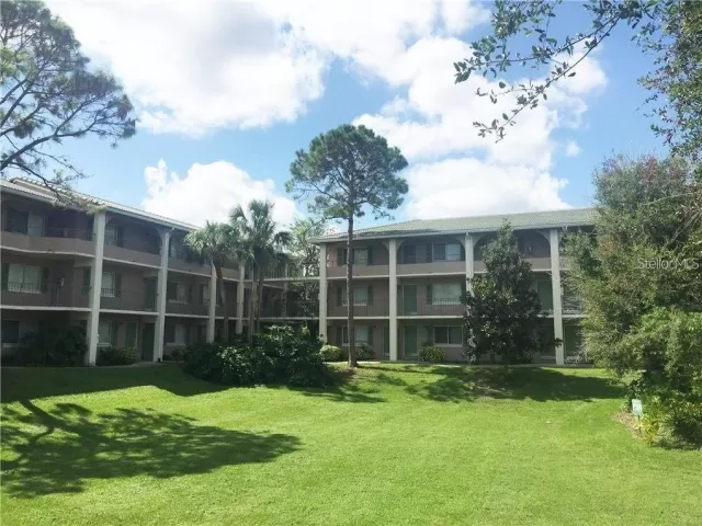 MLS: O5928242 Condo For Sale