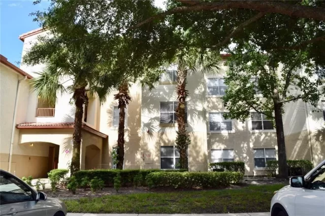 MLS: O5928921 Condo For Sale