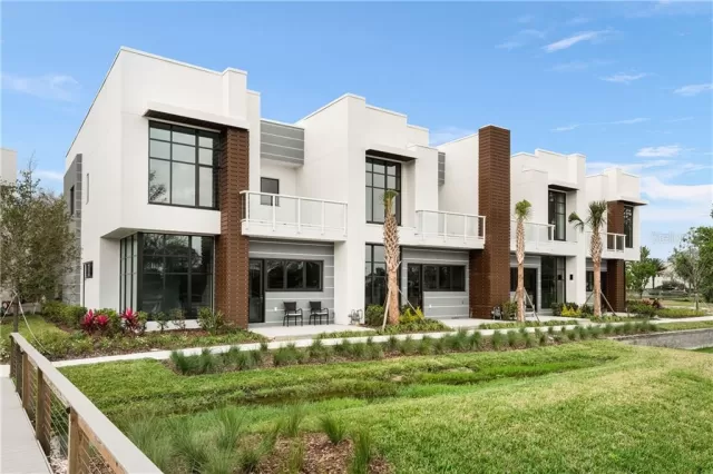MLS: O5929396 Condo For Sale