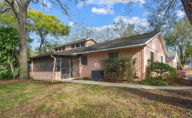 MLS: O5929718 Condo For Sale