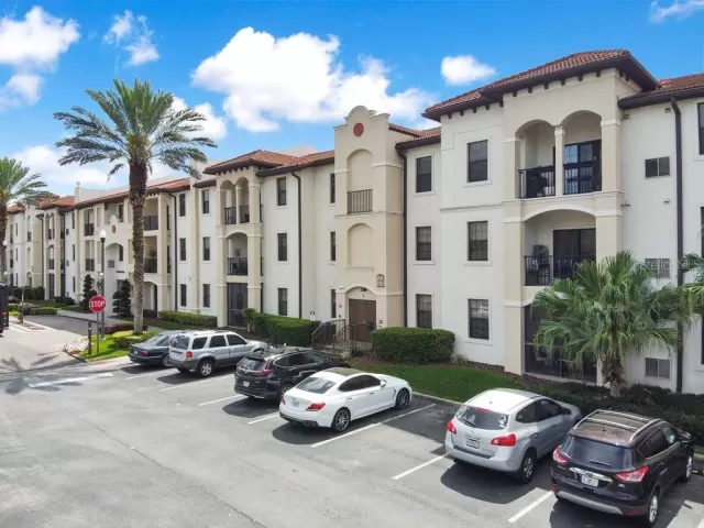 MLS: O5930549 Condo For Sale