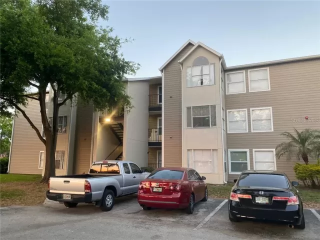 MLS: O5930600 Condo For Sale