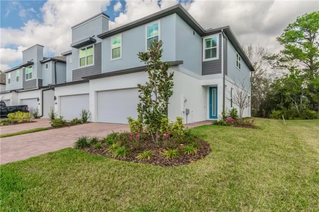 MLS: O5930642 Condo For Sale